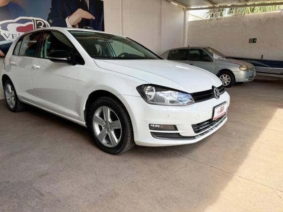 VOLKSWAGEN GOLF 1.6 MSI COMFORTLINE 16V TOTAL FLEX 4P TIPTRONIC VOLKSWAGEN GOLF 1.6 MSI COMFORTLINE 16V TOTAL FLEX 4P TIPTRONIC